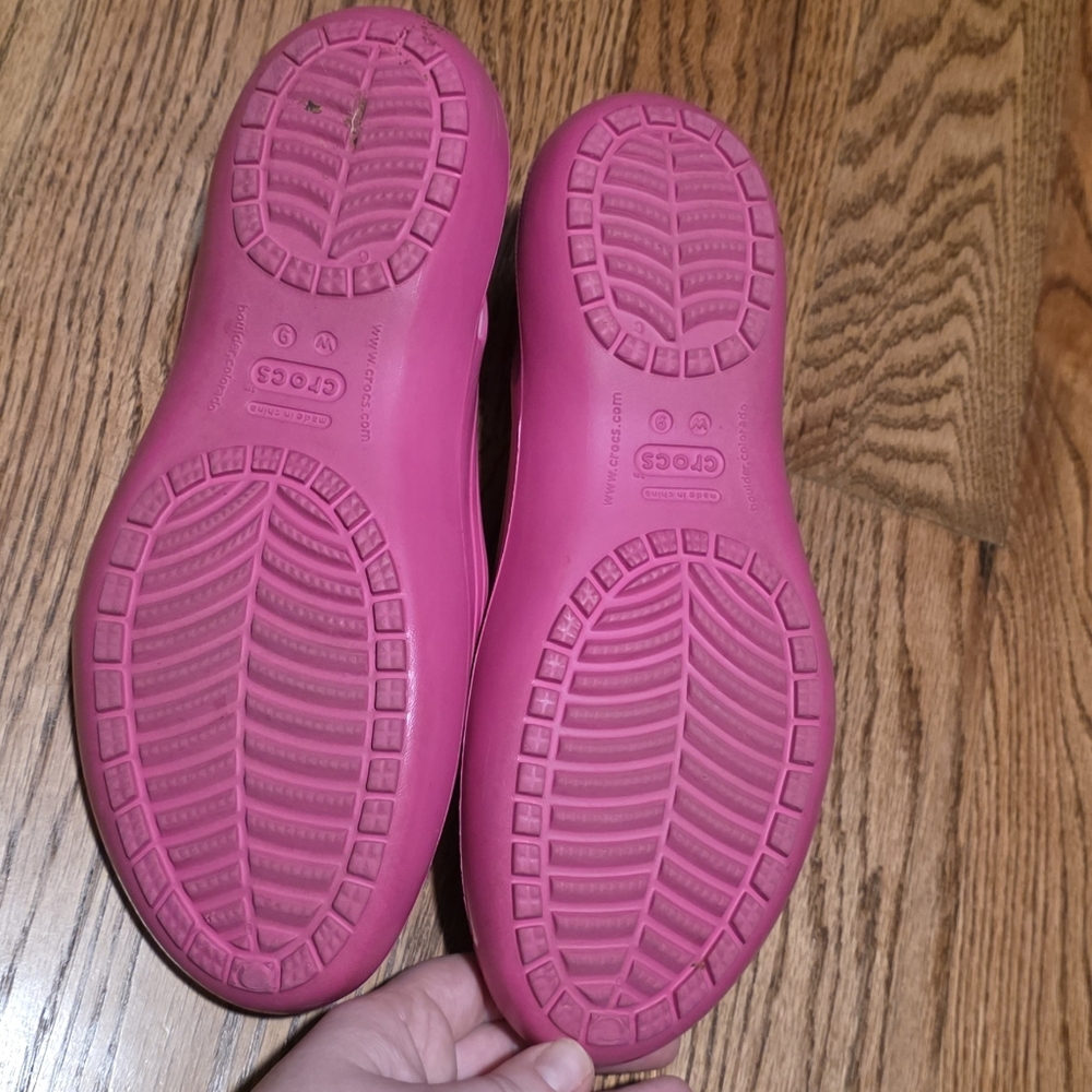 Pink Crocs Flats - Picture 5 of 6